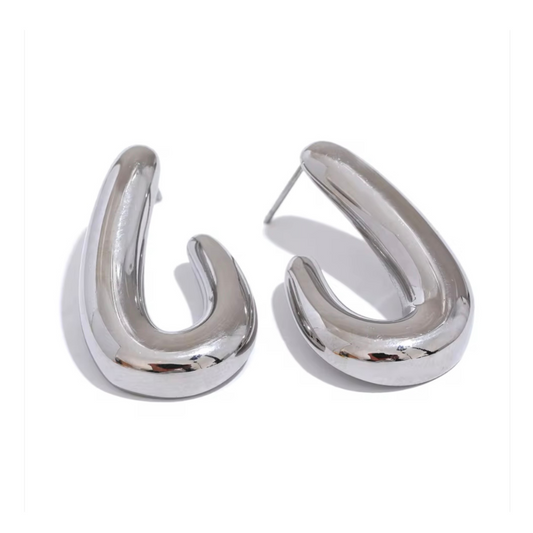 CAROL SWOOP EARRINGS silver