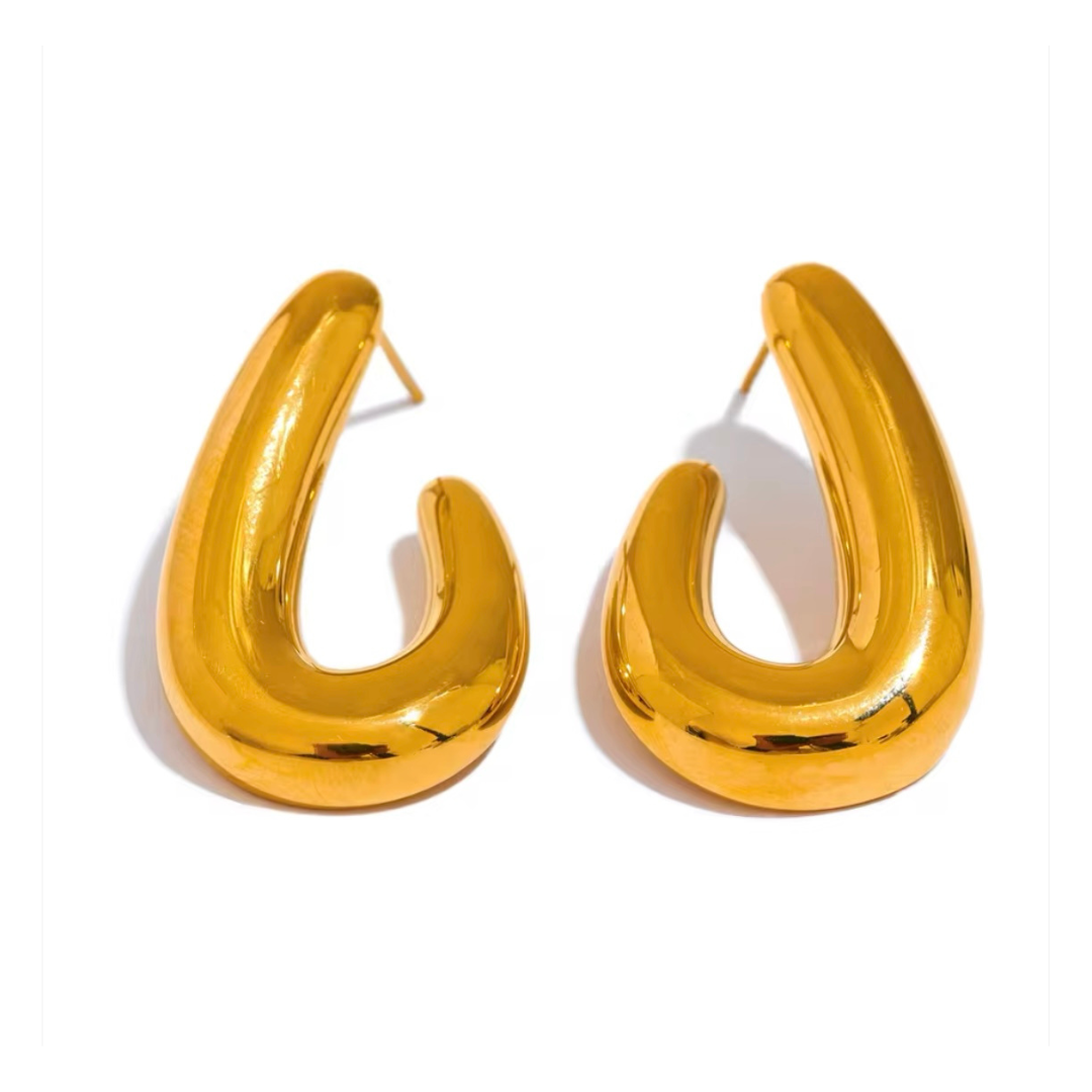 CAROL SWOOP EARRINGS