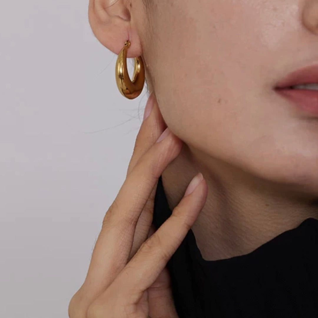 MARY HOOP EARRINGS